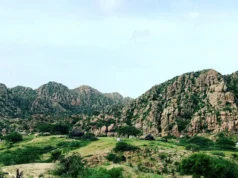 ٿرپارڪر ۾ بارشون شروع، مقامي رهواسين ۾ خوشي ٿرپارڪر ۾ بارشون شروع