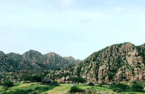 ٿرپارڪر ۾ بارشون شروع، مقامي رهواسين ۾ خوشي ٿرپارڪر ۾ بارشون شروع